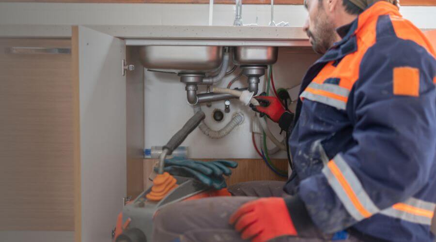 Professional tankless water heater installation services in Blum, TX